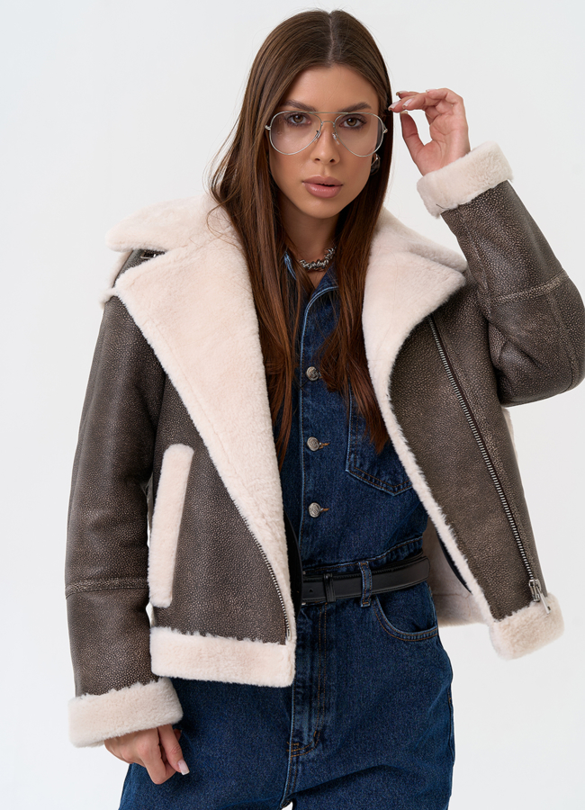 Женская короткая дубленка из эко замши модель № 31316 в кредит