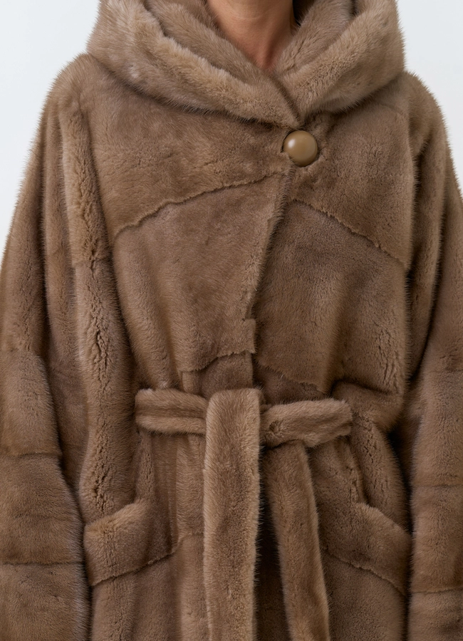 Шуба из меха норки с капюшоном модель № 31352 универмаг малина