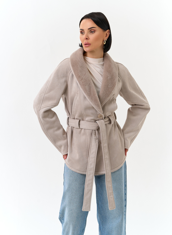 Женская дубленка из эко замши с поясом