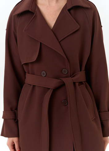 Женский укороченный плащ