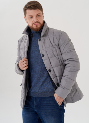 Мужская куртка серого цвета 