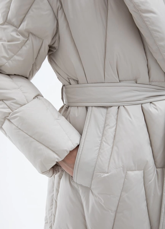 Женский пуховик с английским воротником модель № 31142 универмаг малина