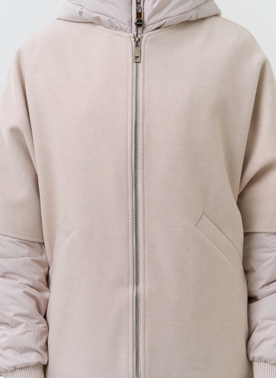 Женская куртка накидка с капюшоном