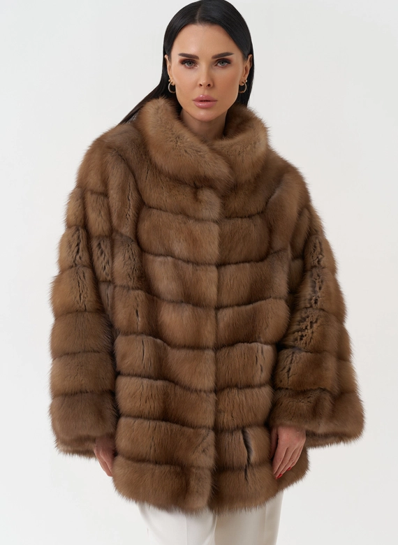 Шуба из куницы с воротником стойка