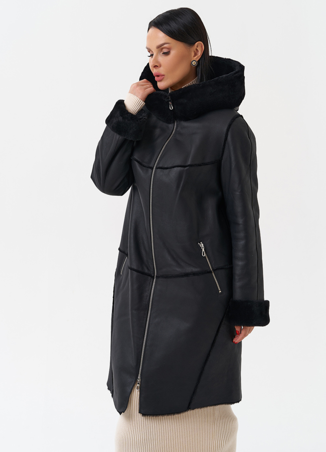 Натуральная дубленка с капюшоном модель № 28958 в рассрочку