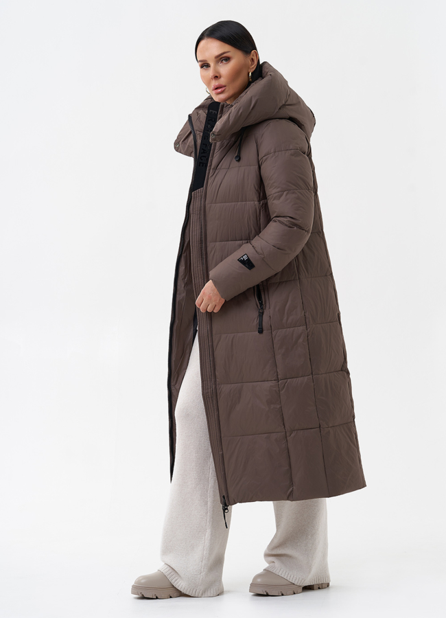 Длинный пуховик бежевого цвета модель № 29185 универмаг малина