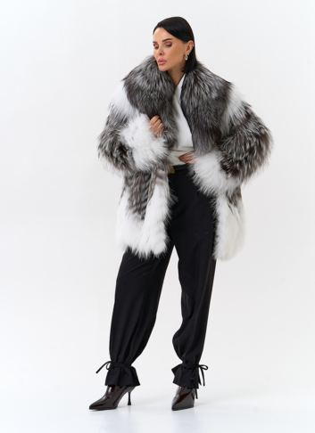 Шуба из меха чернобурой лисы