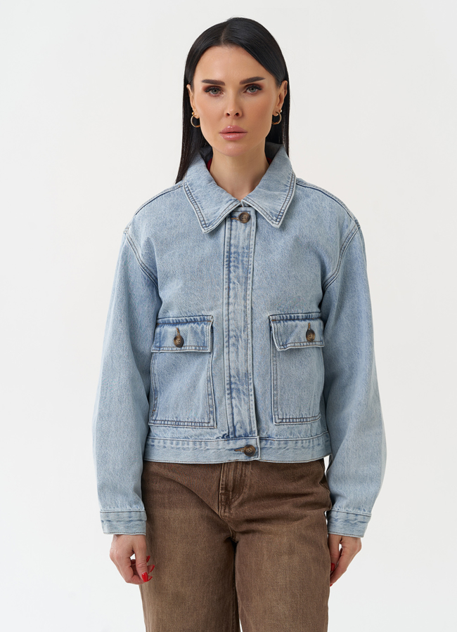 фото Женская джинсовая куртка голубого цвета модель № 30415