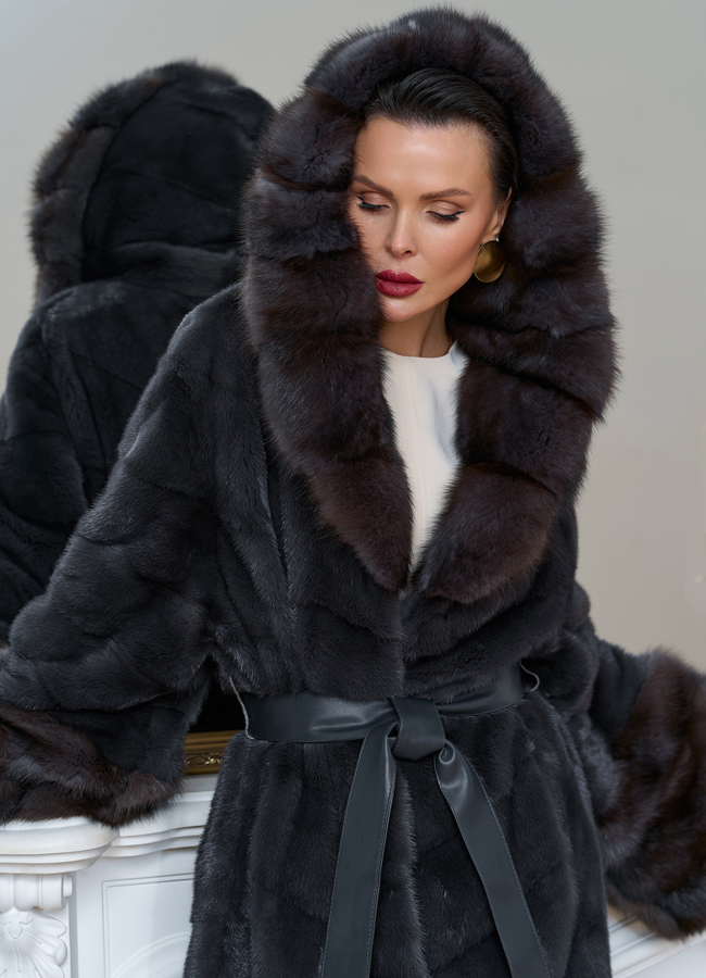 Длинная шуба из меха норки с отделкой из меха куницы модель № 31712 универмаг малина