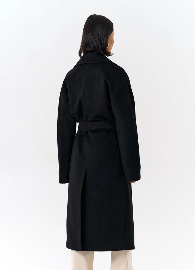 фото Женское пальто с английским воротником модель № 32514
