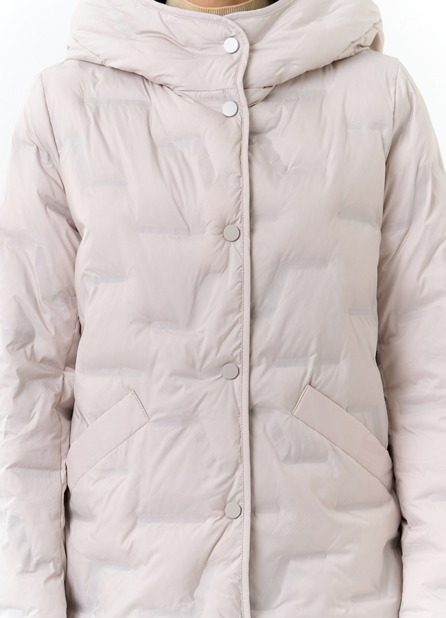 Женская куртка с капюшоном  модель № 32702 универмаг малина