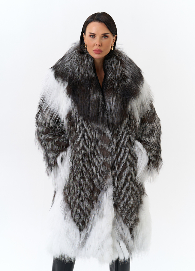 Шуба из меха чернобурой лисы модель № 32143 в кредит