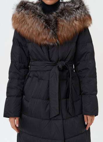 Пуховик с капюшоном из меха чернобурки