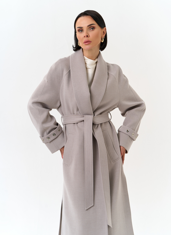 Женское длинное пальто с поясом