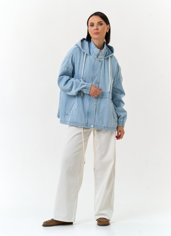 Женская джинсовая куртка с капюшоном