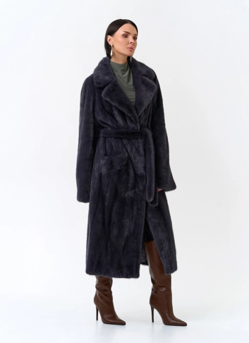 Женская шуба из меха норки с английским воротником