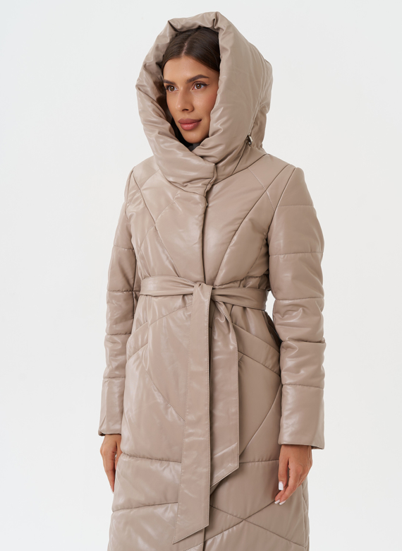 Женский пуховик из эко кожи с поясом