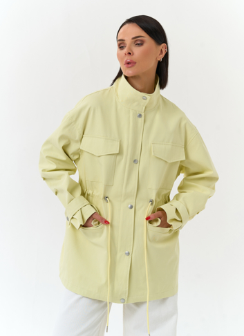 Женская ветровка с воротником стойкой