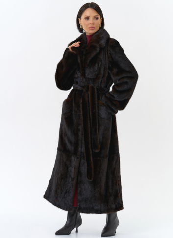 Длинная шуба из меха норки с английским воротником