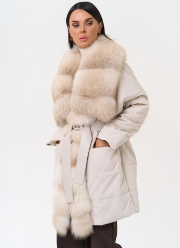 Женское зимнее полупальто с кожаным поясом